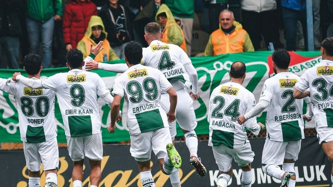 Bursaspor adım adım geliyor