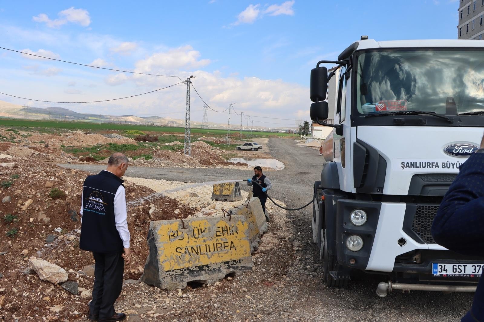 Büyükşehir'den sivrisinek ve haşerelere karşı yoğun mesai
