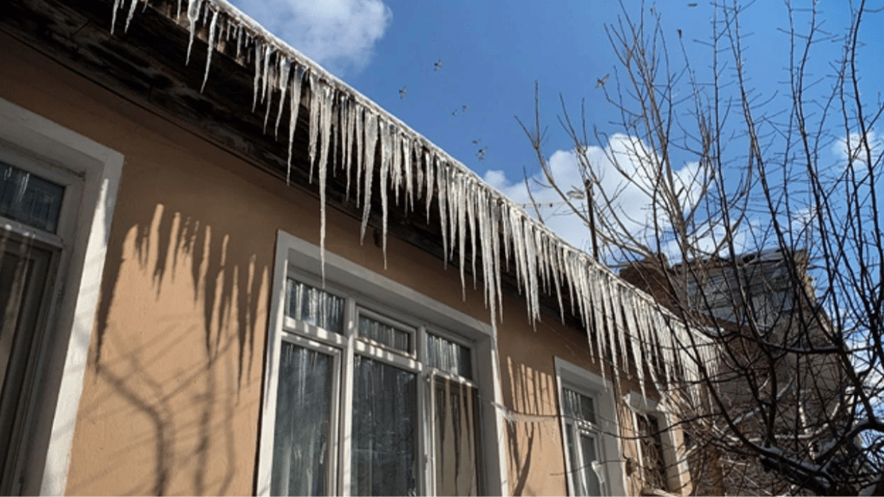 Çatıdan düşen kar nedeniyle sakat kalmıştı… 20 milyon lira tazminat ödenecek