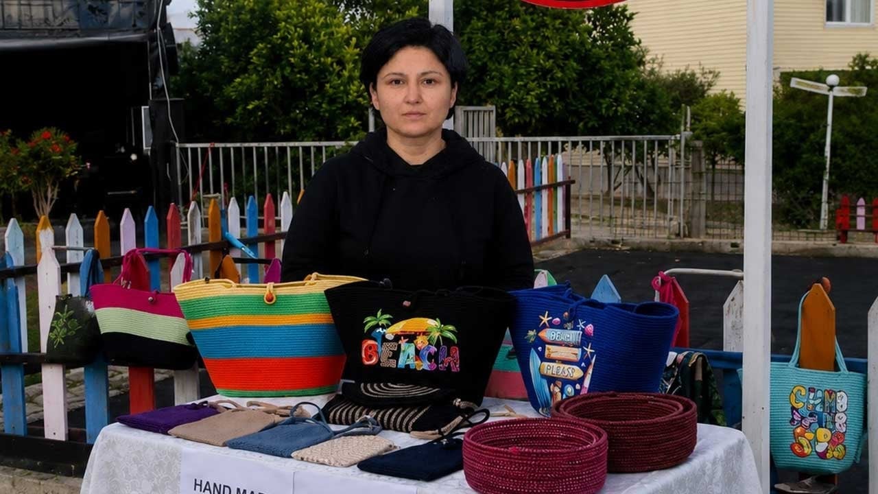 CHP’li belediyeye suç duyurusu! İki çocuklu anne tezgâh mağduru