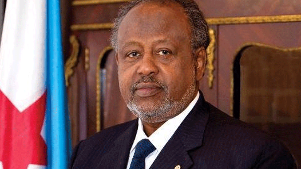 Cibuti cumhurbaşkanına rekor oy! Rakibi nal topladı!