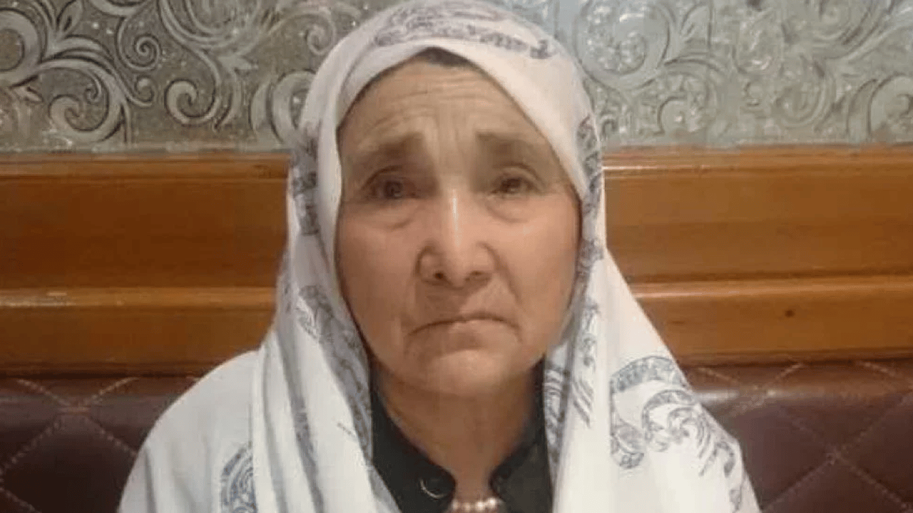 Çin tarafından gözaltına alınan Uygur anne yıllardır kayıp!