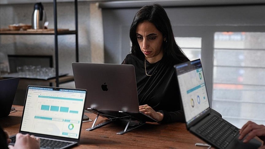 Çocukluğundaki su kesintilerinden etkilendi! Yapay zekâ tabanlı sistem geliştirdi