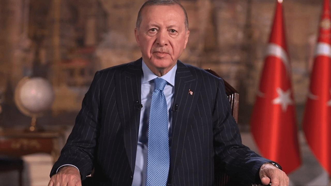 Cumhurbaşkanı Erdoğan, Türkeş’i vefat yıl dönümünde andı
