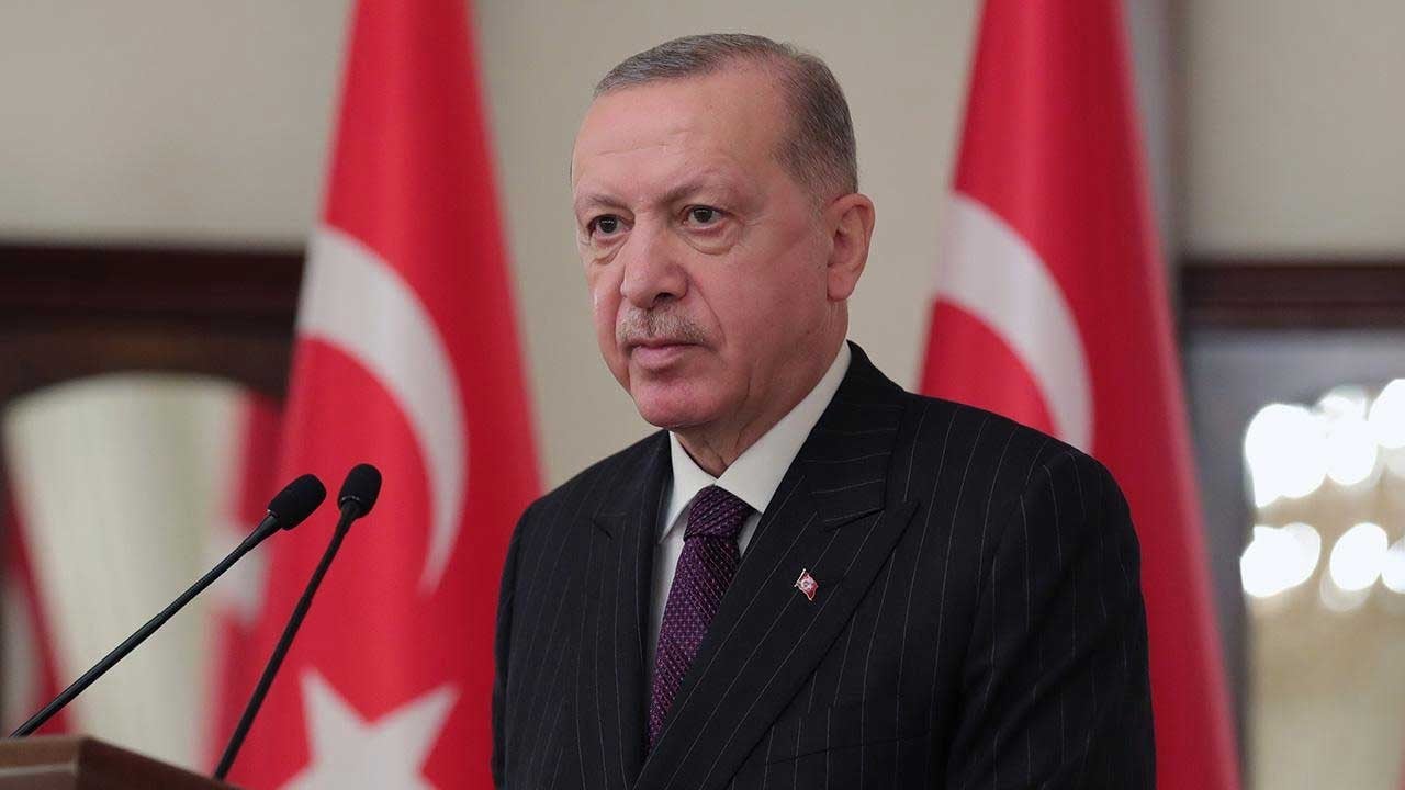 Cumhurbaşkanı Erdoğan'dan kahraman şehit Talat Okur'un ailesine taziye