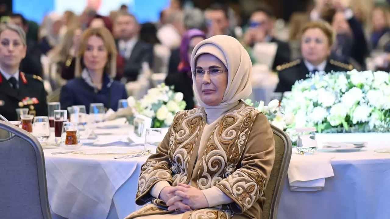 Cumhurbaşkanı Recep Tayyip Erdoğan'ın eşi Emine Erdoğan'dan 8 Mart vurgusu