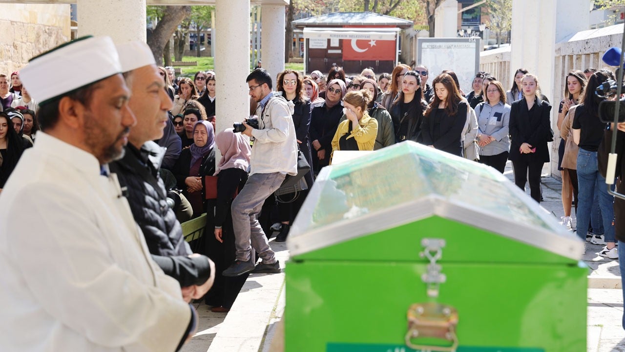 Dedesinin aldığı çilek 2.5 yaşındaki Mustafa’yı hayattan kopardı