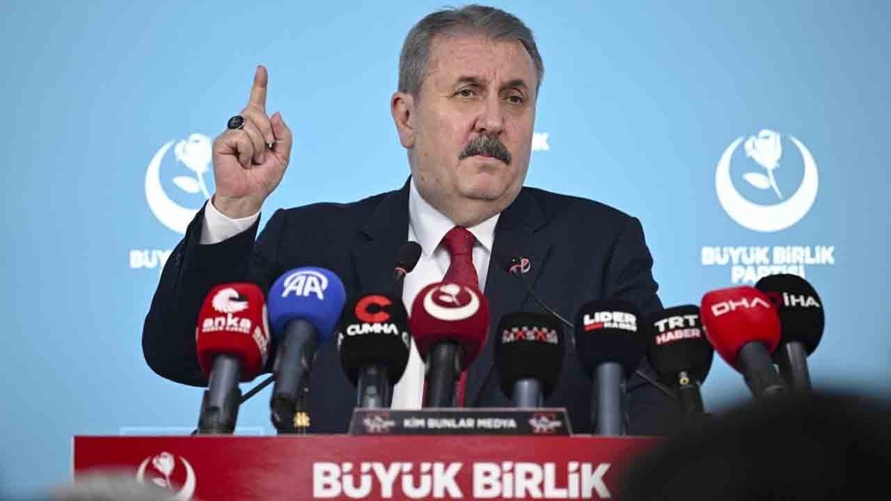 Destici üstüne basa basa uyardı: ‘Aileyi kaybedersek Türkiye için yıkı olur’