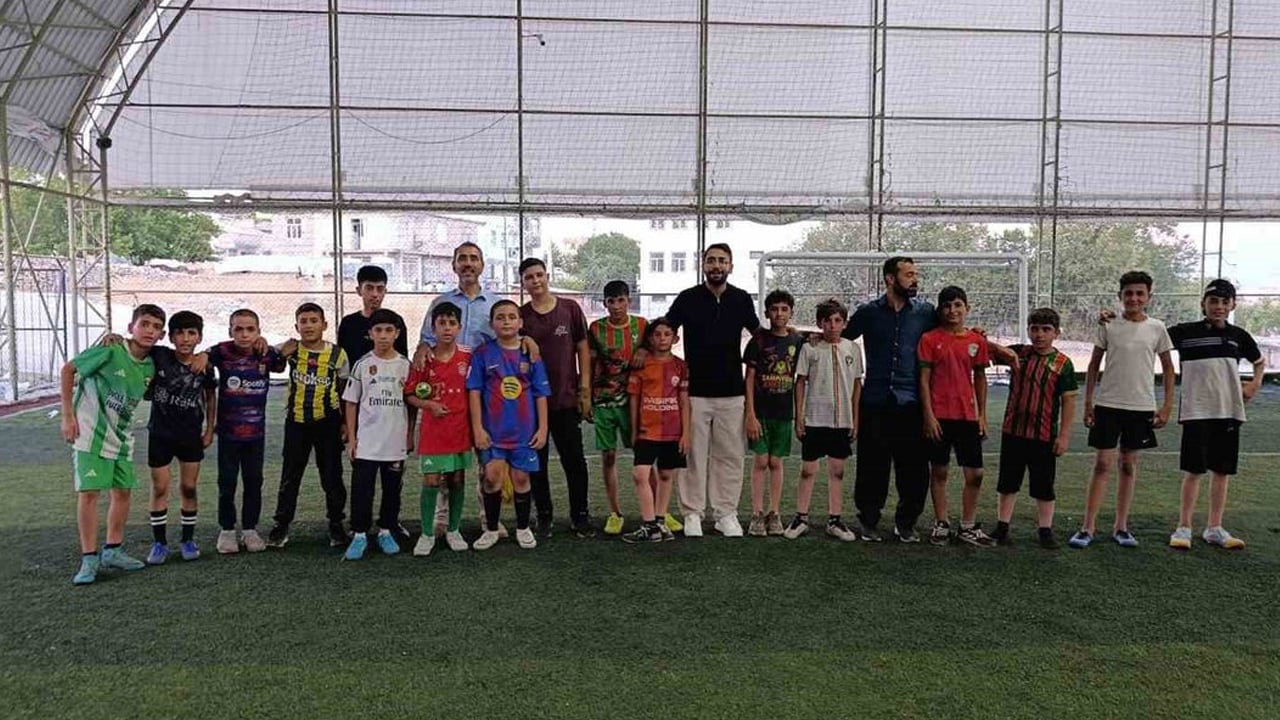 Diyarbakır'da Kur’an kursları arası futbol turnuvası yapıldı