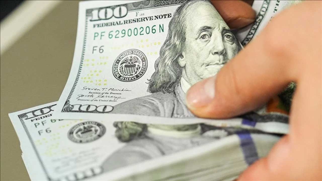 Dolar yeni güne böyle başladı