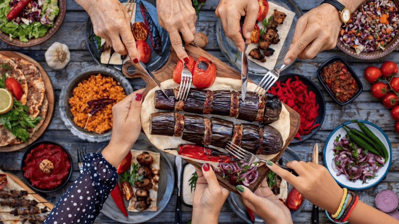 Dünyanın en iyi yemek şehirleri belirledi! Listeye Türkiye'den de iki kent girdi