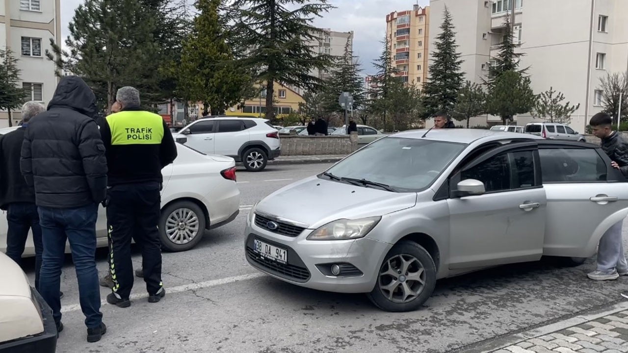 "Dur’ ihtarına uymadı! Dedesinin aracıyla yola çıktı, polis peşine düştü