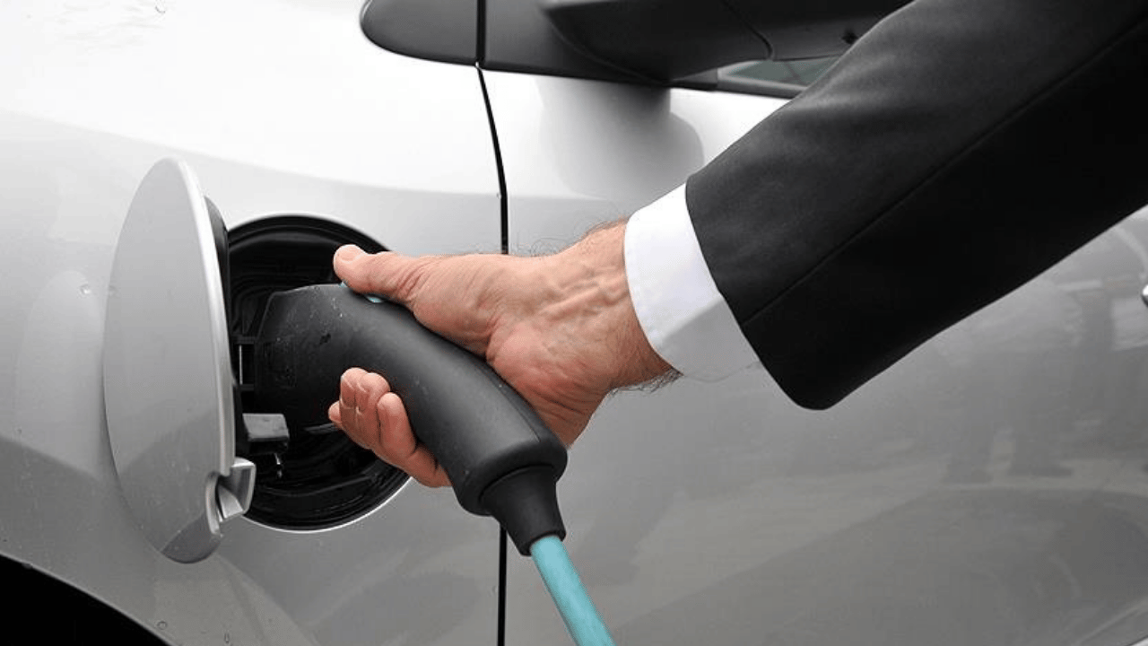 Elektrikli otomobilde en büyük hayal kırıklığı bu model oldu!