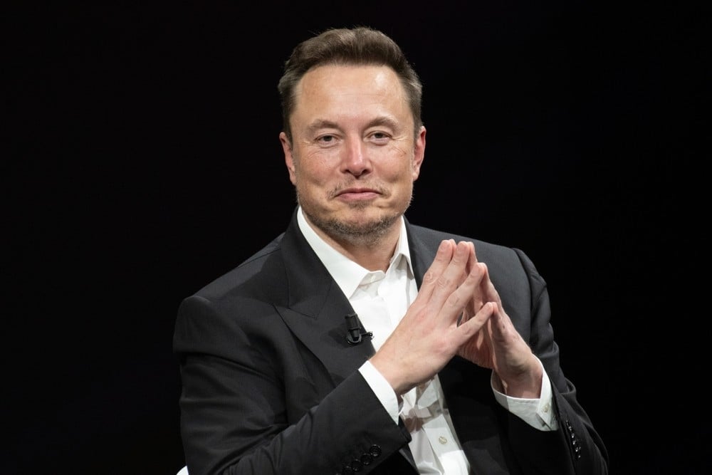 Elon Musk'tan Venezuela hamlesi: "Acımasız tiran gitti, internet 1 ay bedava!"