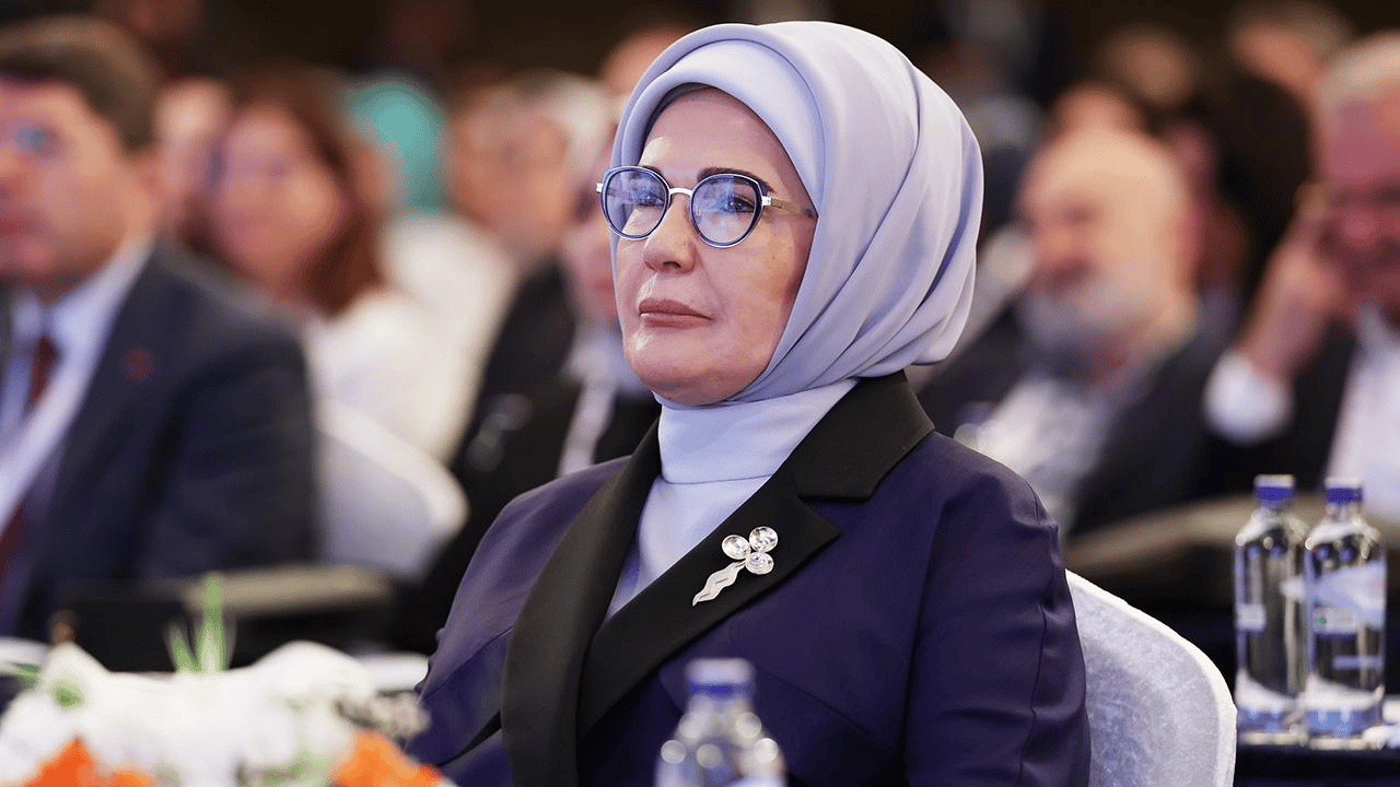 Emine Erdoğan'dan 6 Şubat depremlerinin yıl dönümünde 'umut' mesajı