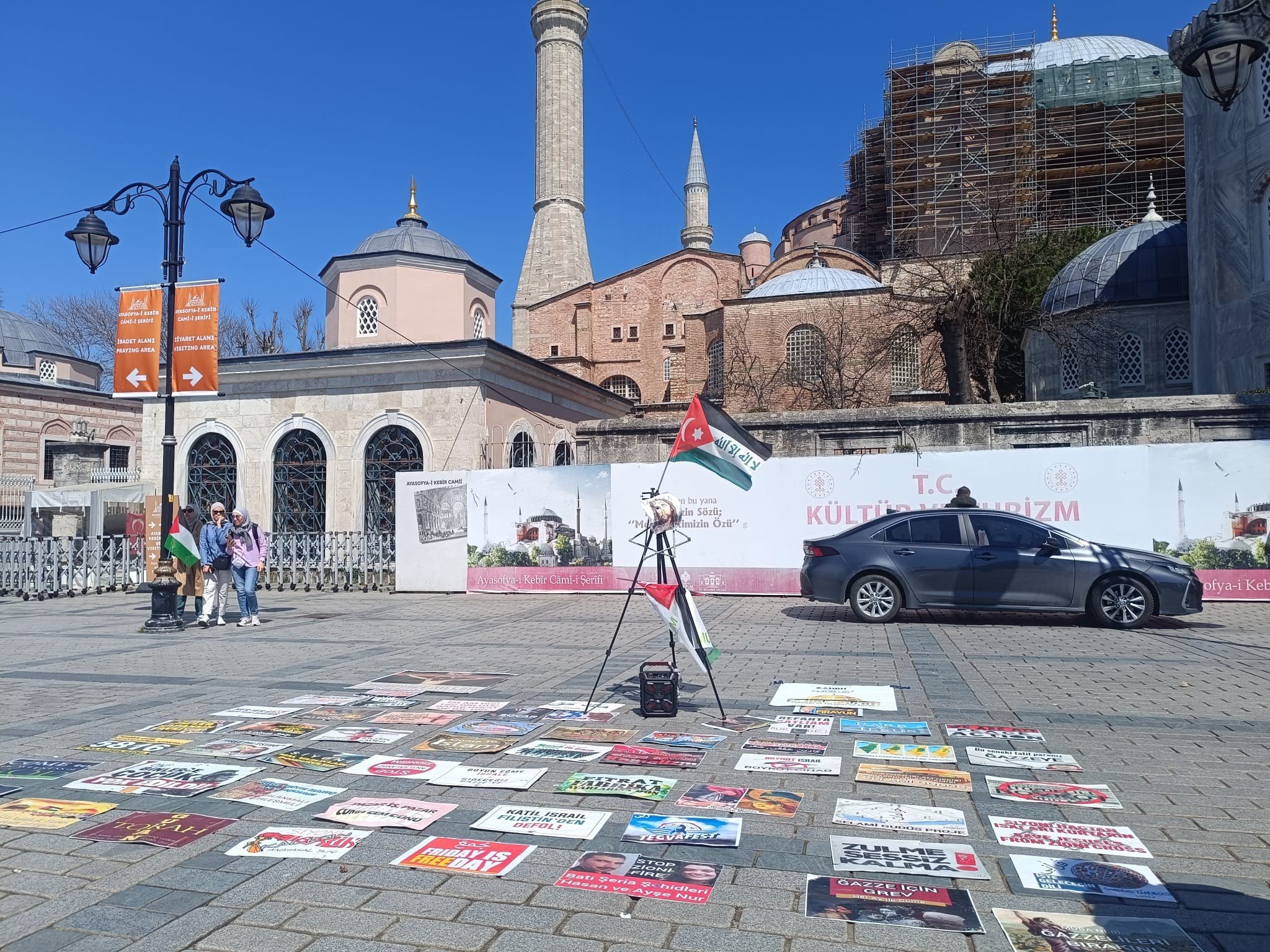 Eminönü ve Ayasofya'da idama Tel'in