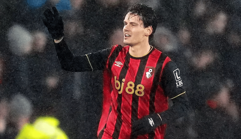 Enes Ünal, FA Cup maçında sakatlandı!