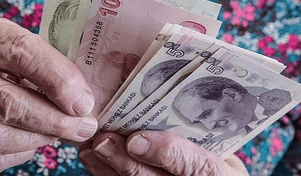 Memur ve sosyal yardım ödemeleri değişiyor mu? Enflasyon sonrası memur emekli maaşlar ne kadar olacak?