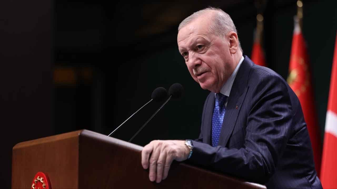 Erdoğan, Kızılay'a kurban bağışında bulundu