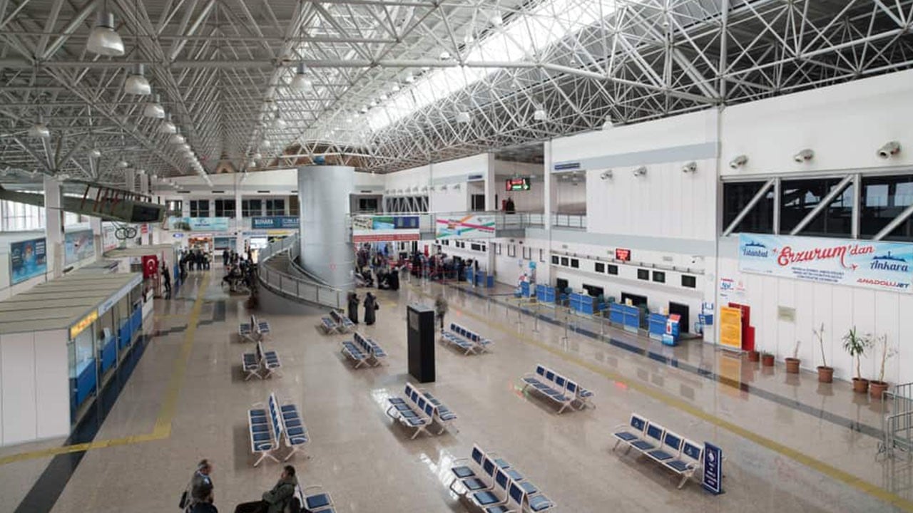 Erzurum’da bir yılda 1 milyon 259 bin 631 kişi uçtu