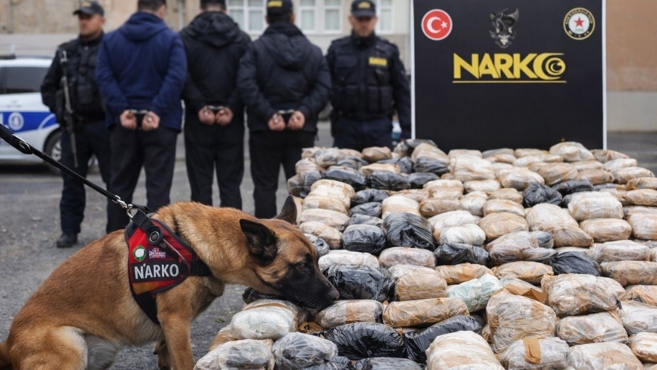 Erzurum'da narkotik baskını: 9,45 kilo uyuşturucu ele geçirildi