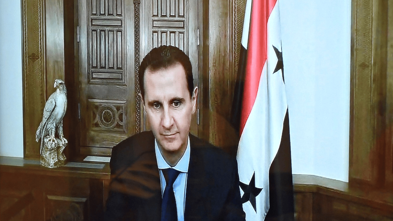 Esed rejiminin yöneticileri halktan çaldıkları ile Avrupa'da lüks hayat yaşıyor