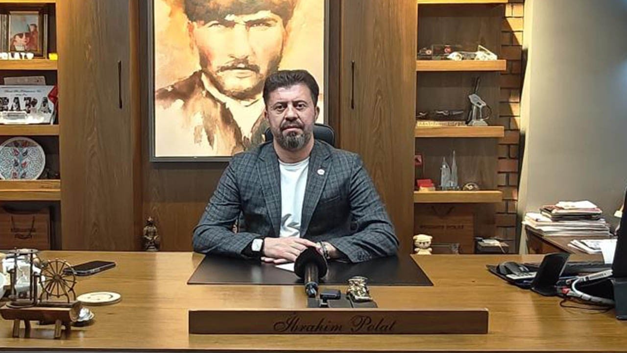 Eşel mobil sistemi kriz etkisini azalttı Petrol zammında devlet elini taşın altına koydu