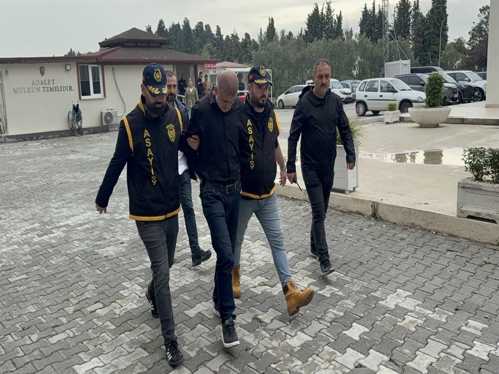 Eşini sokak ortasında öldüren sanığa ağırlaştırılmış müebbet