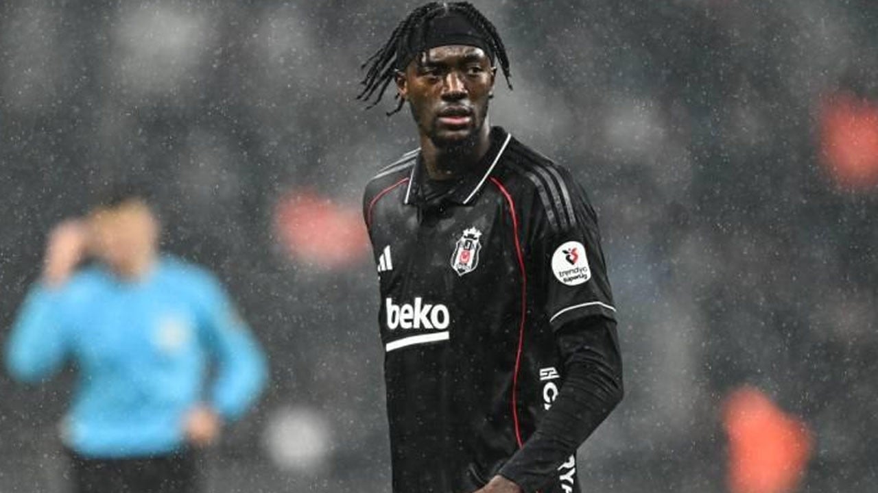 Eski Beşiktaşlı yıldız futbol tarihine geçti