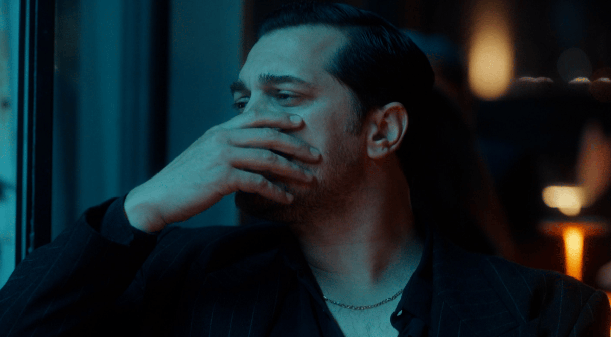 Eşref Rüya dizisinde duygusal fırtına: Müslüm Gürses’in ‘Seni Yazdım’ eseri milyonların kalbine yeniden dokundu