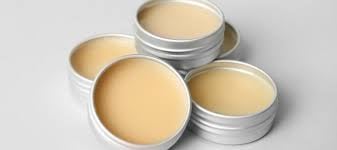 Evde Dudak Balmı Nasıl Yapılır? Vazelinle Kolay Tarif Nedir?