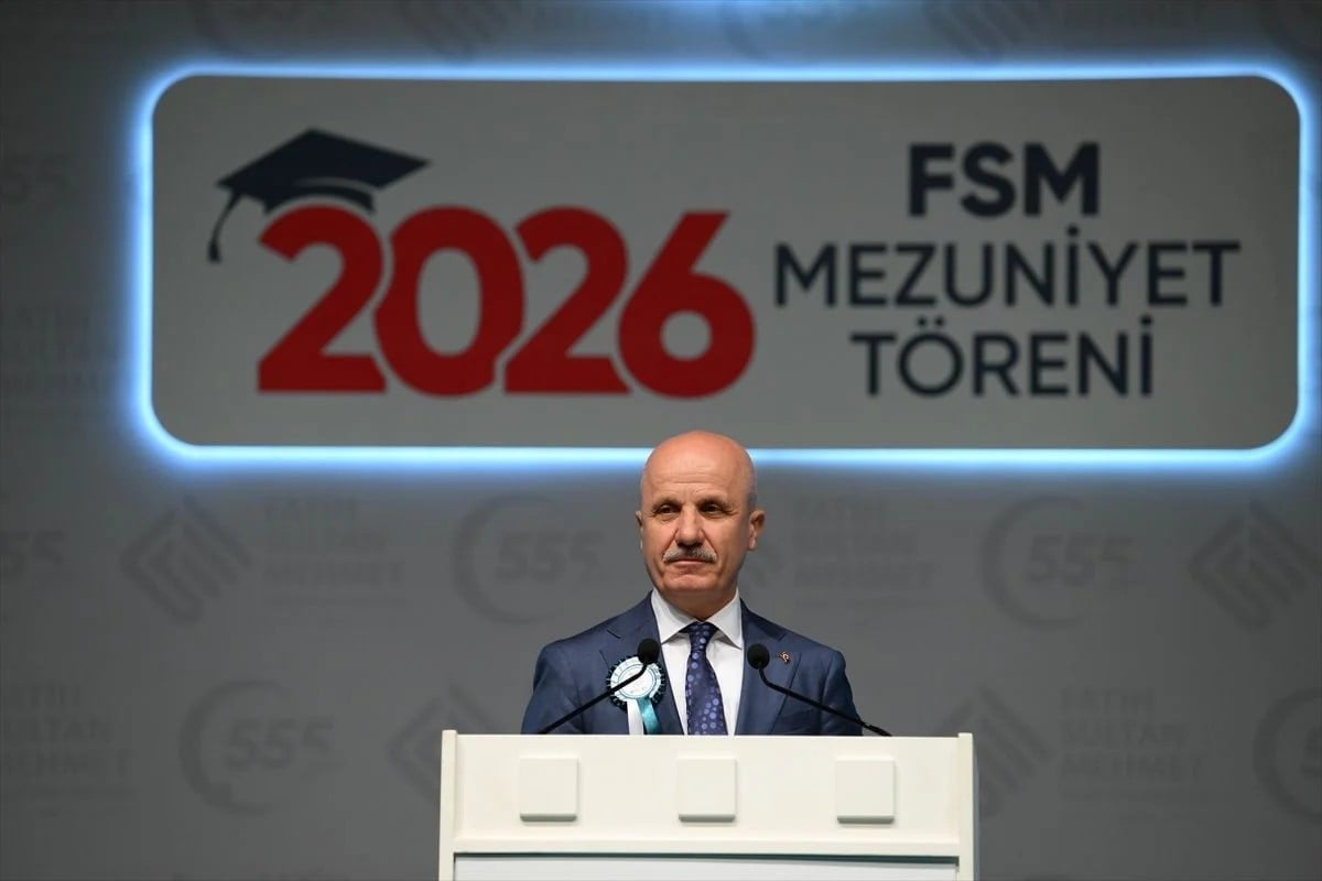 Fatih Sultan Mehmet Vakıf Üniversitesi 12. Dönem Mezuniyet Töreni Gerçekleştirildi