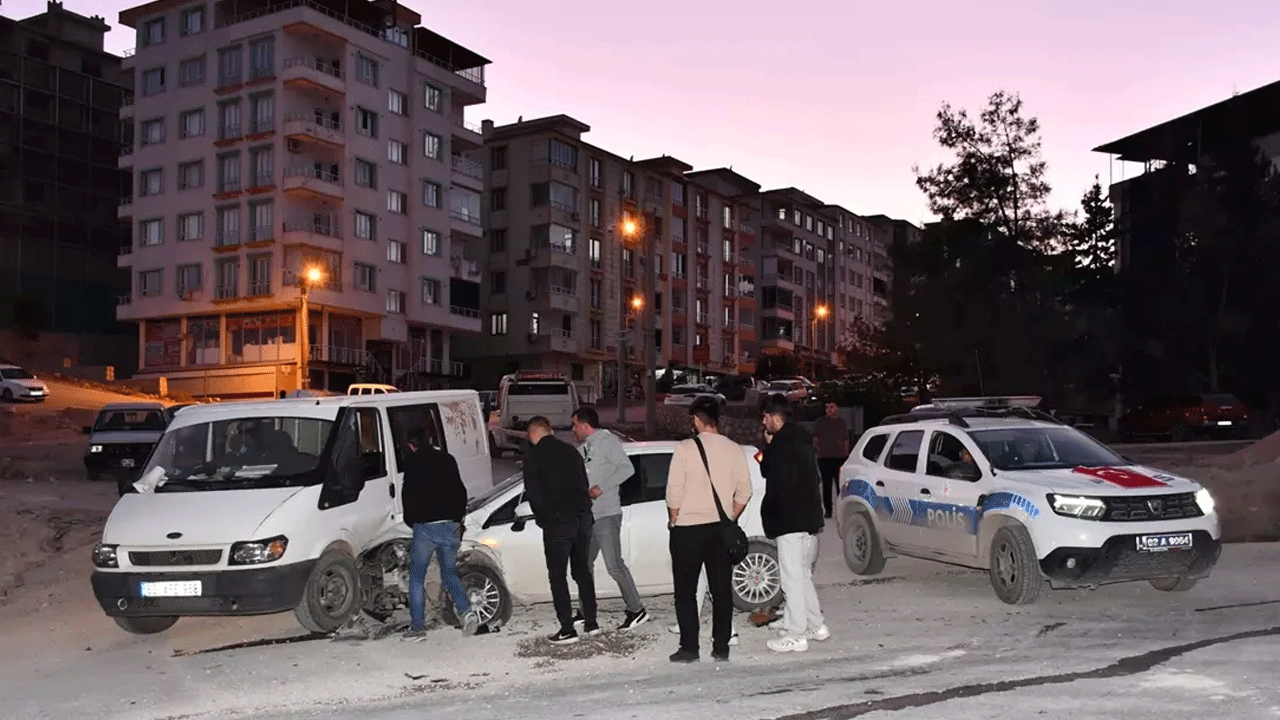 Feci kazada çok sayıda yaralı var