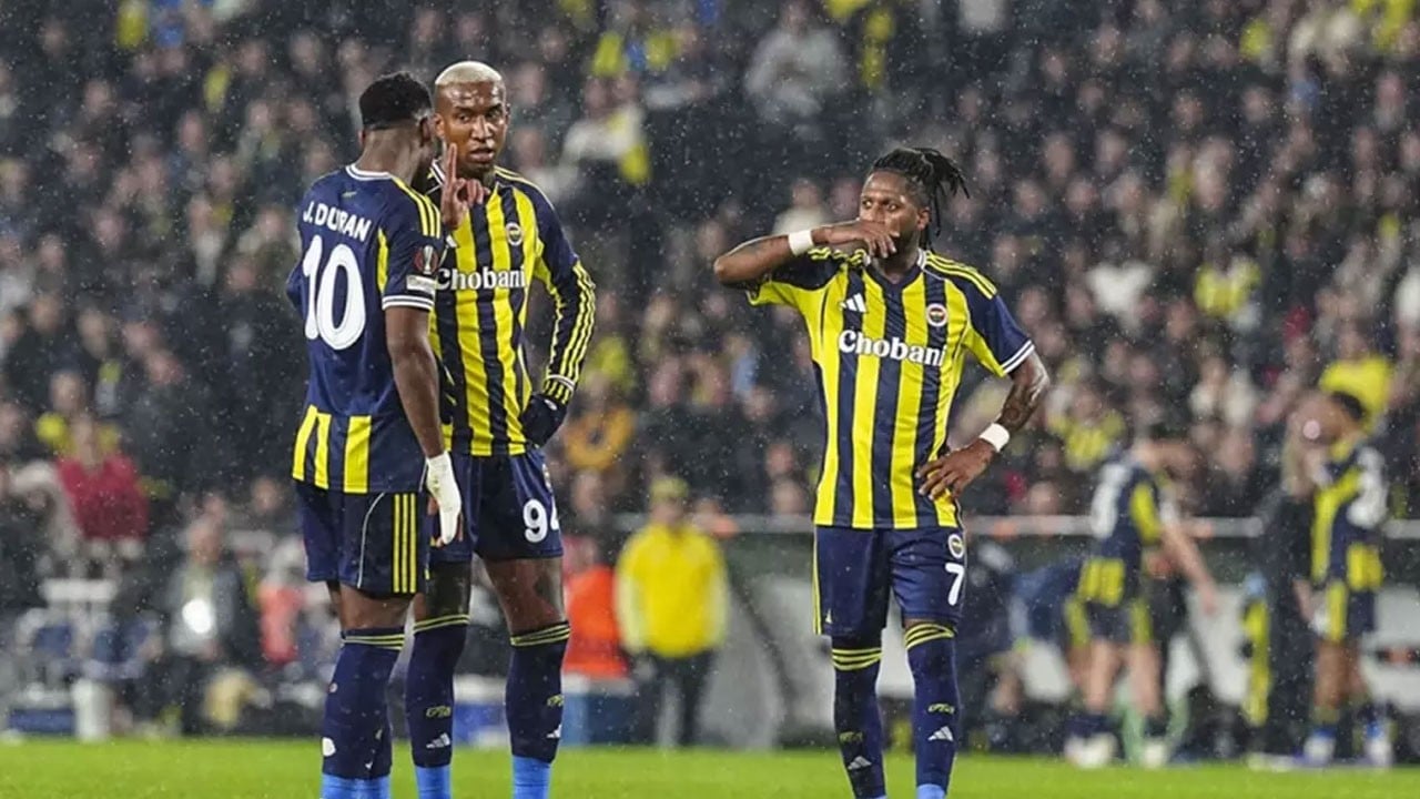 Fenerbahçe play-off’u garantiledi