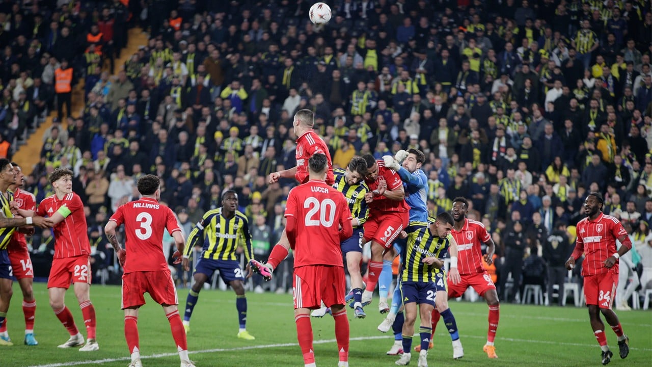 Fenerbahçe'nin Nottingham Forest kadrosu belli oldu