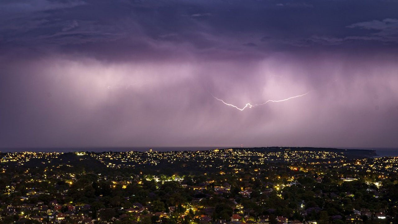 Festival alanına yıldırım düştü: 2 ölü