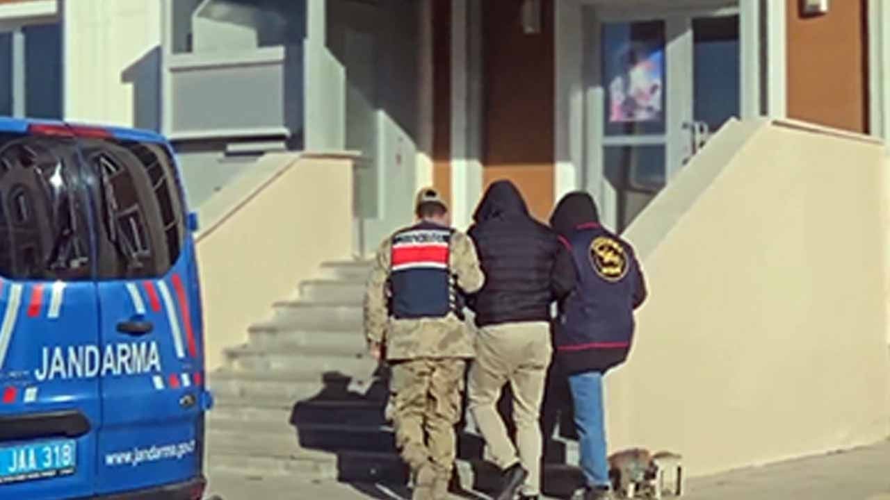 FETÖ'nün güncel yapılanmasına darbe! 28 ilde 50 tutuklama