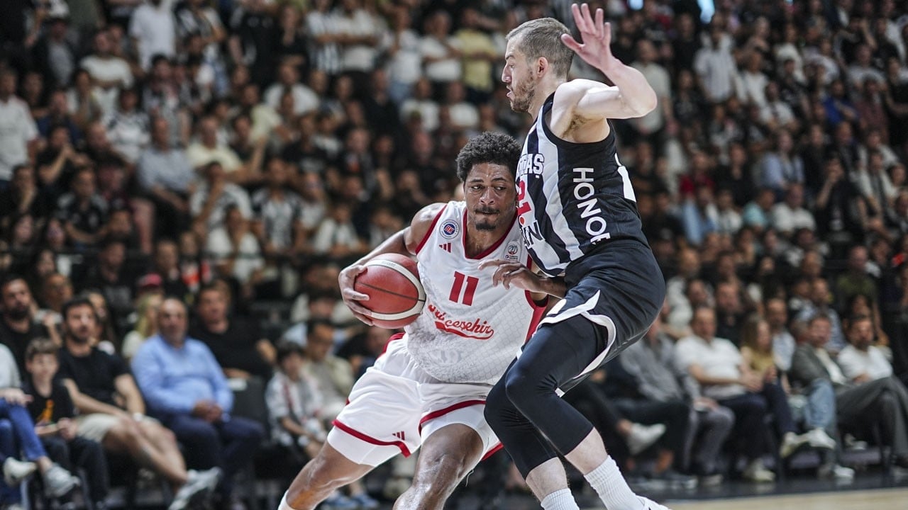 Final biletini kaptı! Beşiktaş, Fenerbahçe’nin rakibi oldu