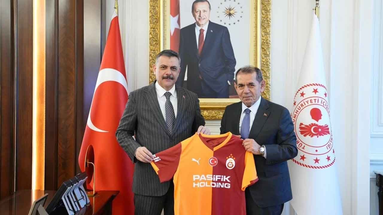 Galatasaray Başkanı Dursun Özbek'ten İçişleri Bakanı Mustafa Çiftçi'ye jest