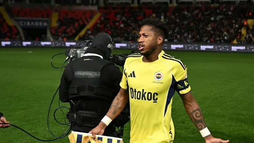 Gaziantep'te stat karanlığa gömüldü! Fenerbahçe maçı teknik arıza engeline takıldı