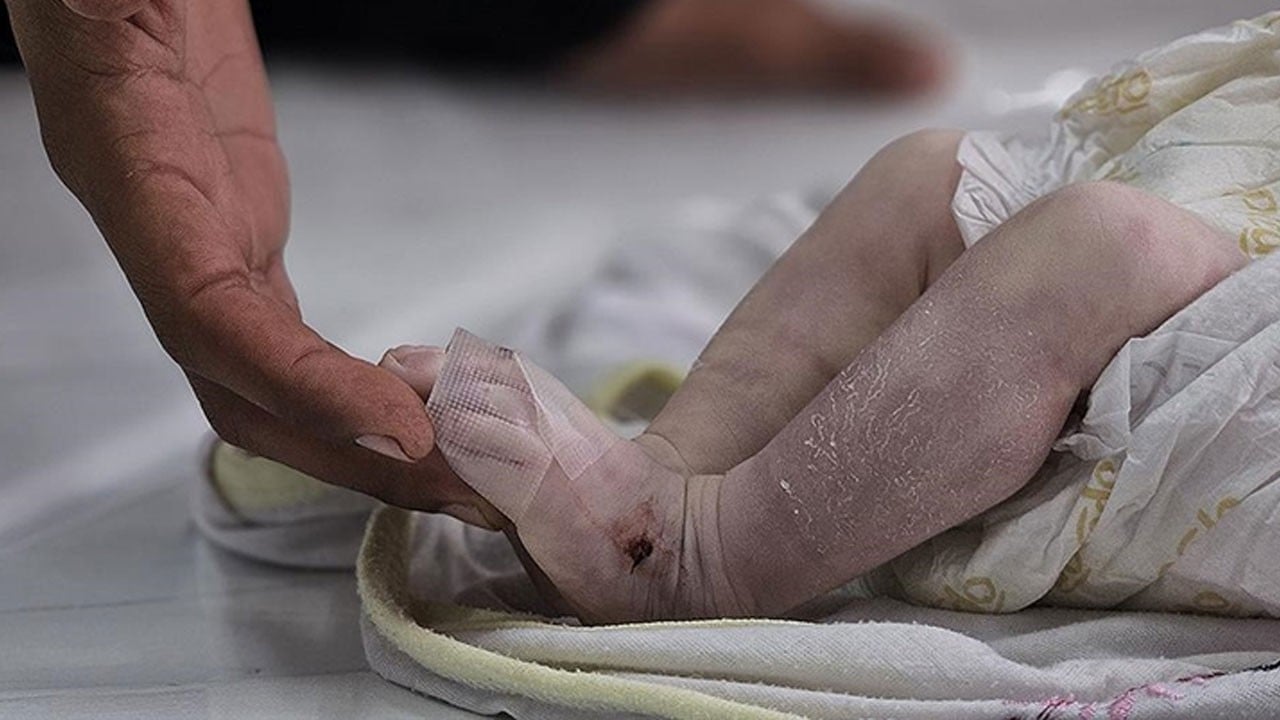 Gazze'de 6 aylık bebek soğuktan şehit oldu