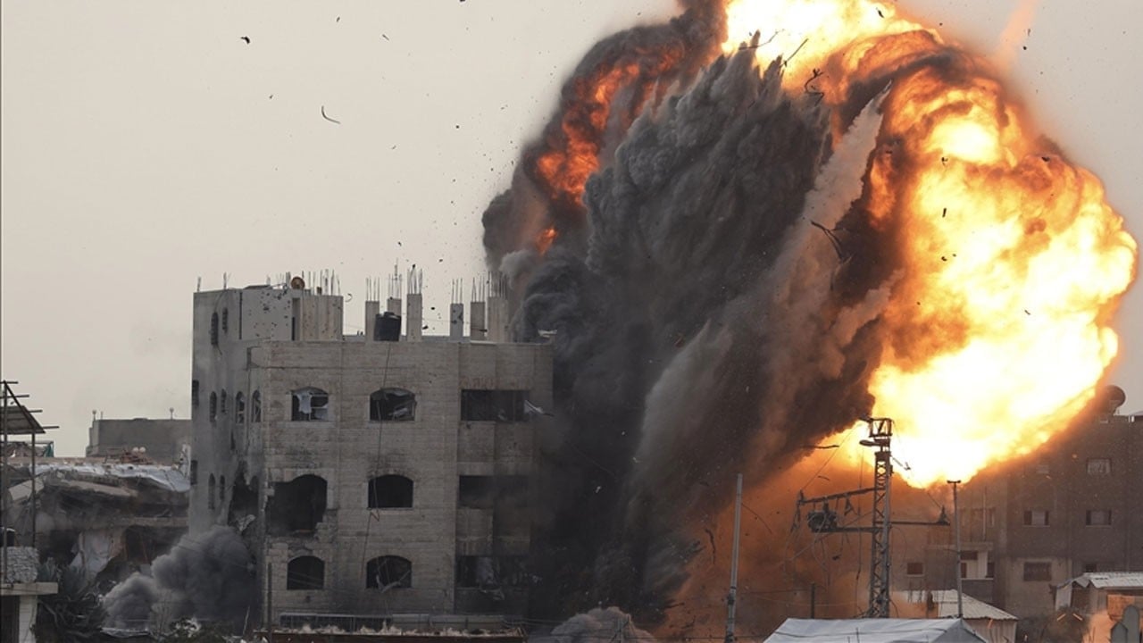 Gazze'de şehit sayısı 72 bin 32'ye yükseldi