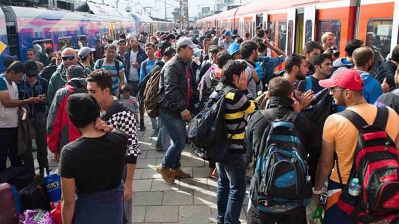 Genç nüfus açığı büyüyor: Avrupa göçe yöneliyor