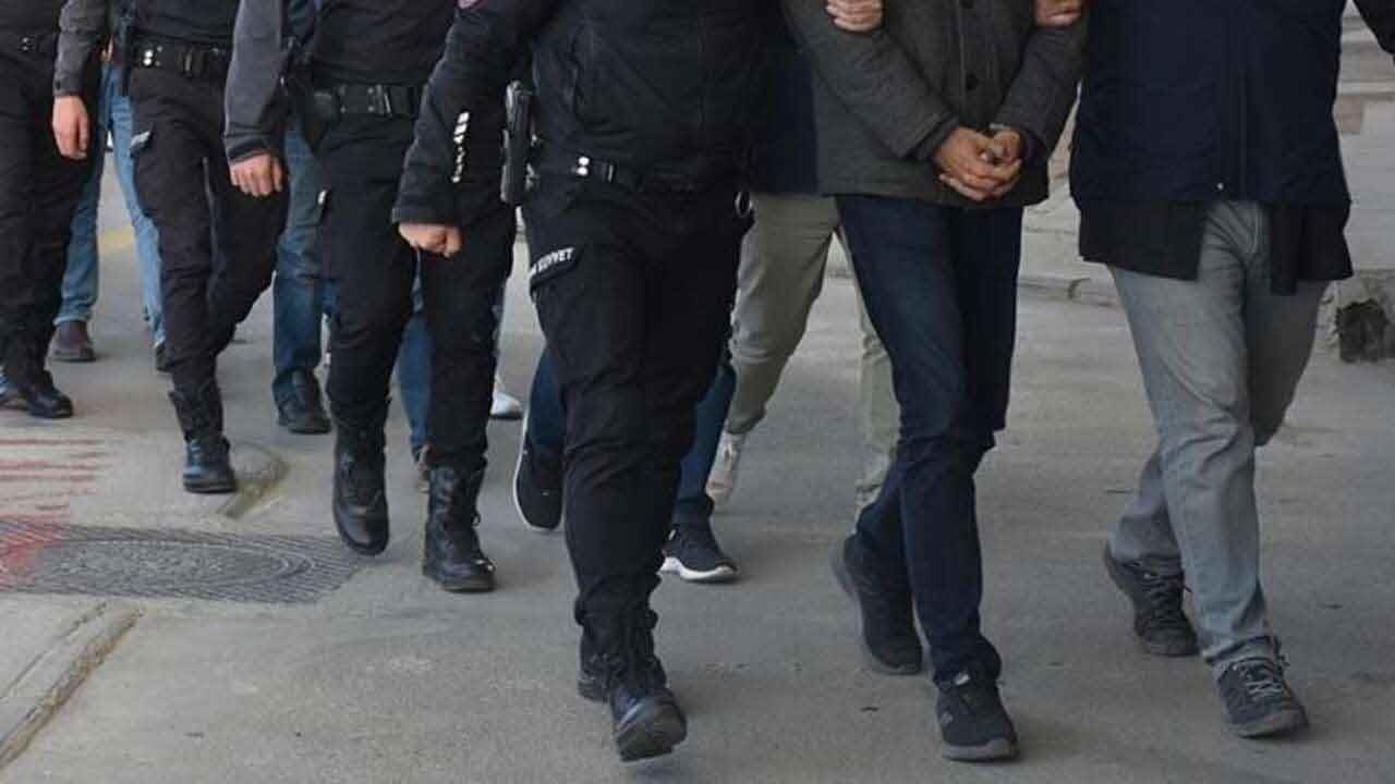 Gözaltılar var! Sahte belge çetesine demir yumruk