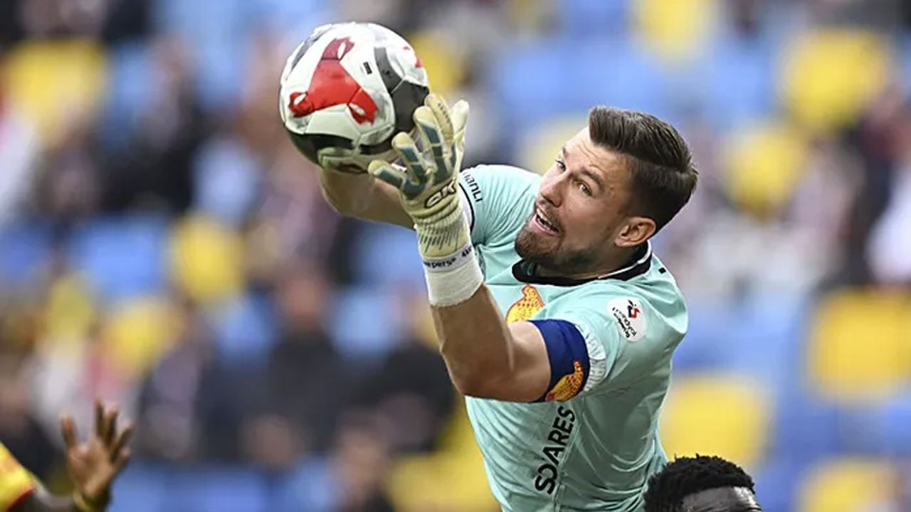 Göztepe’nin yıldızı Mateusz Liss’ten ayrılık sinyalleri