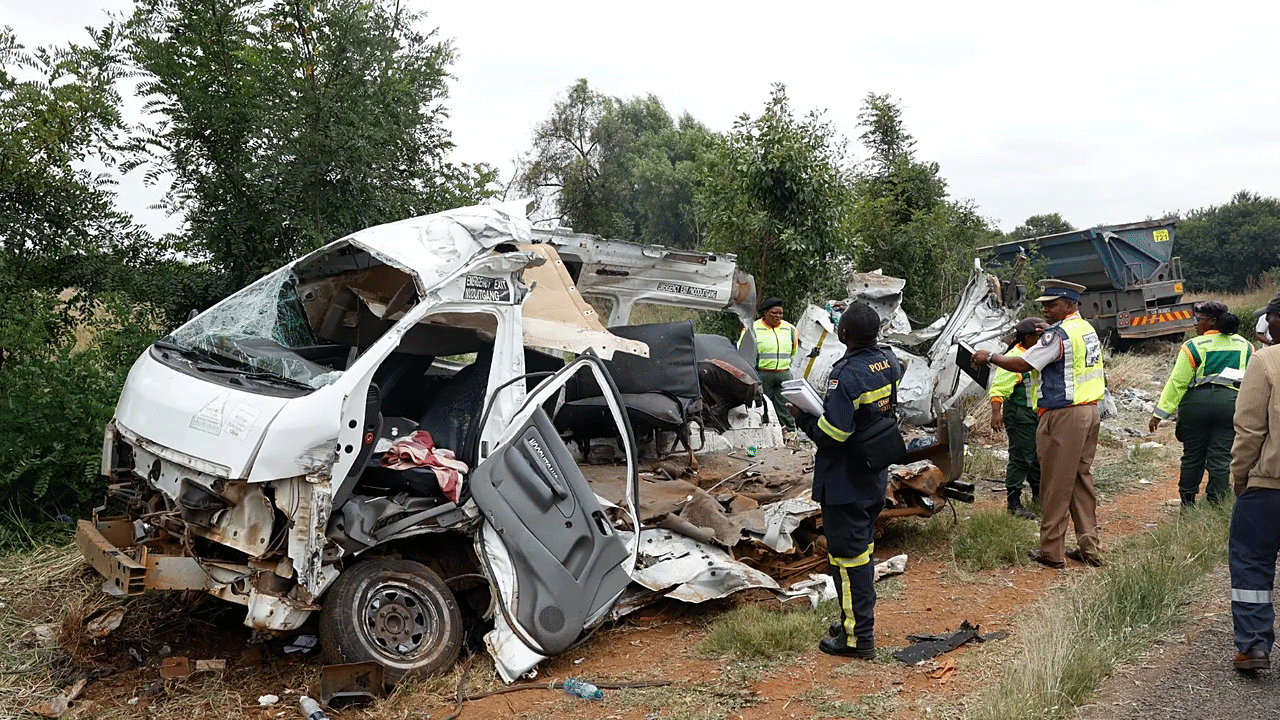 Güney Afrika'da facia: 14 öğrenci öldü!
