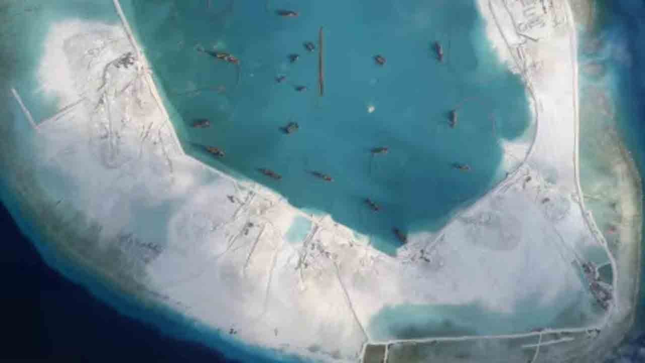 Güney Çin Denizi’nde dev hamle: Çin askeri üs kuruyor