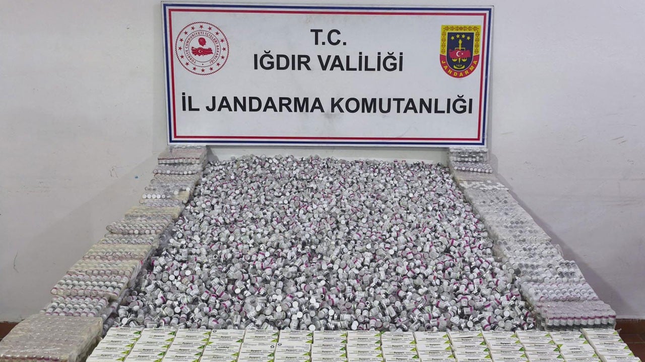 Güzellik merkezlerine gidecekti! 56,7 milyon liralık kaçak botoks ilacı ele geçirildi