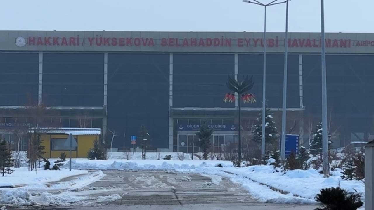 Hakkari'de sıcak gelişme! Uçak seferleri iptal edildi