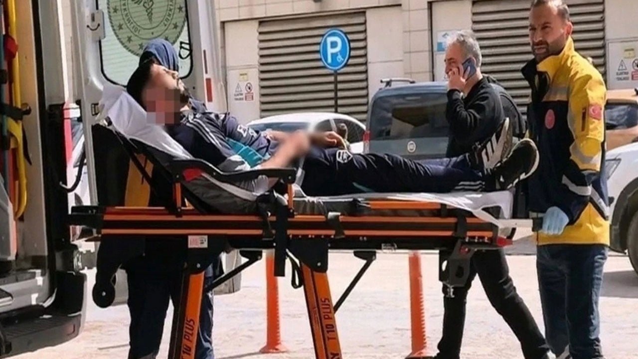 Halı sahada 'faul' husumeti: Ensesinden bıçaklayıp kaçtılar